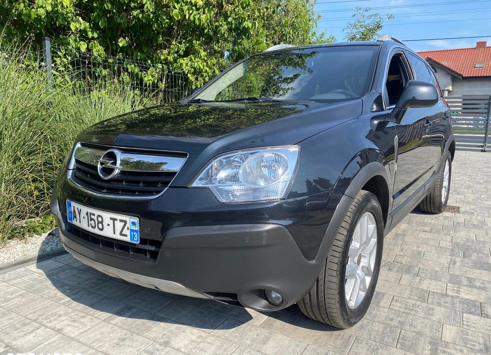 Opel Antara cena 28900 przebieg: 196129, rok produkcji 2009 z Poznań małe 497